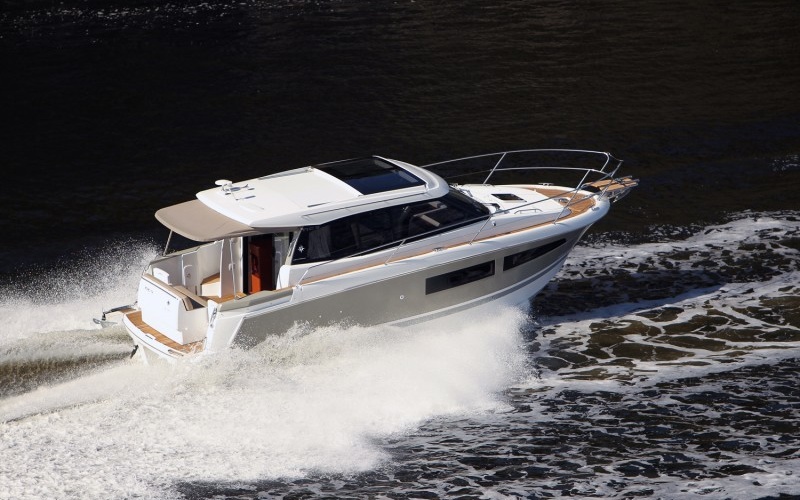 Jeanneau NC 9