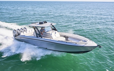 Midnight Express 37′ Open