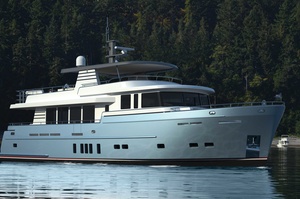 Van der Valk Continental  IV 2395 FLYBRIDGE