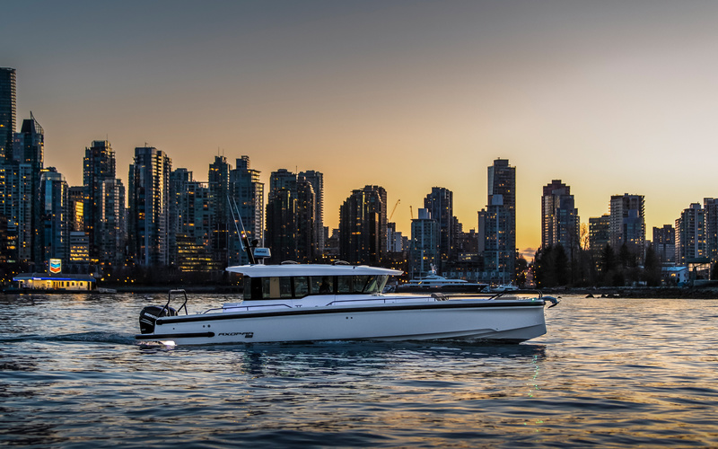 Axopar 37 XC Cross Cabin