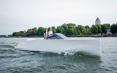 Q Yachts Q30 eLimo