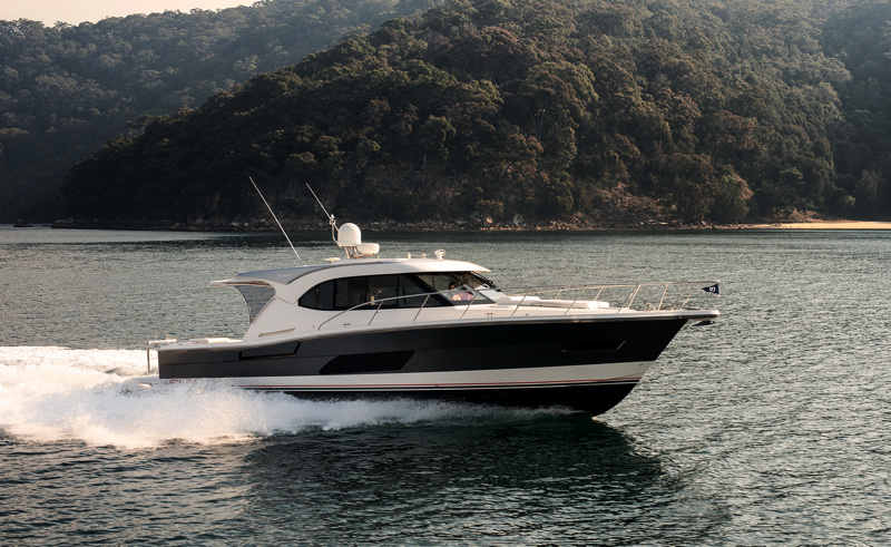 Riviera 445 SUV