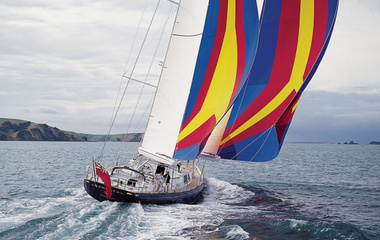 Alloy Yachts Legend