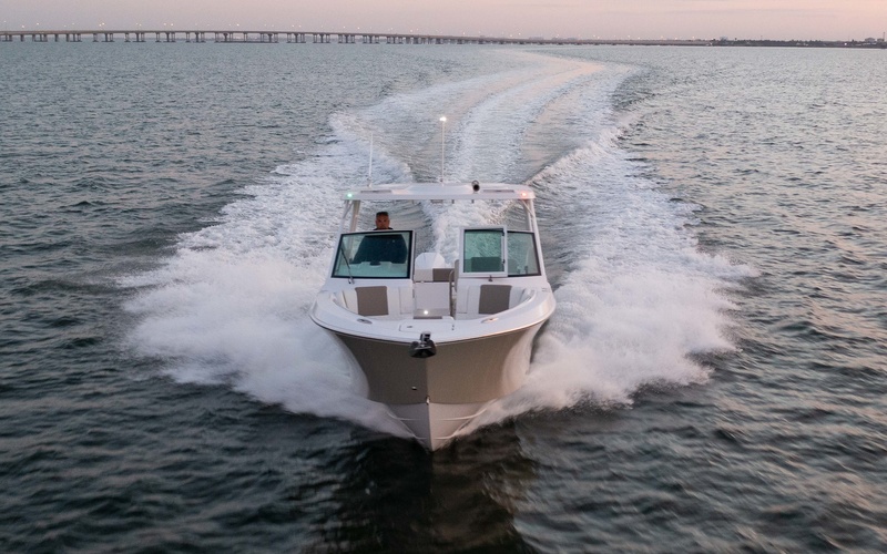 Bertram 28XC