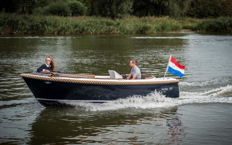 Maxima 550