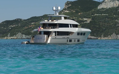Burger 122 Tri-Deck