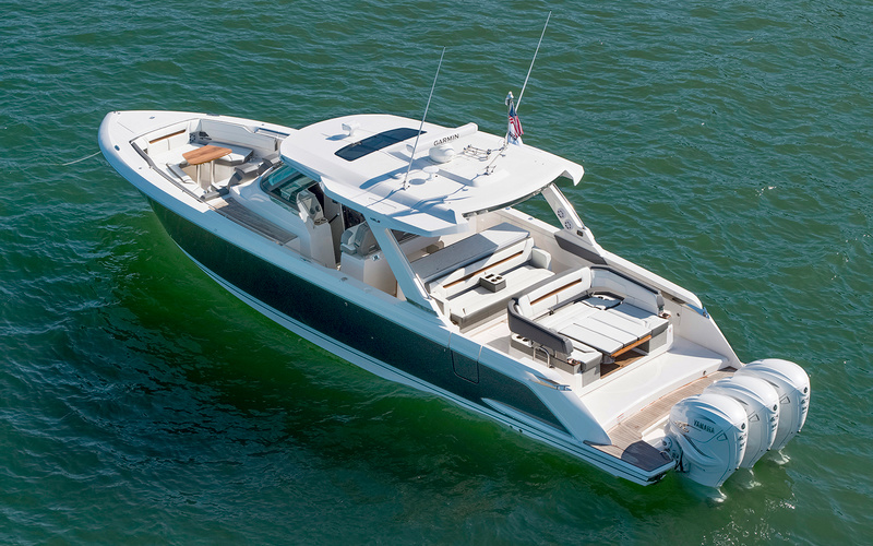 Tiara 43 LS