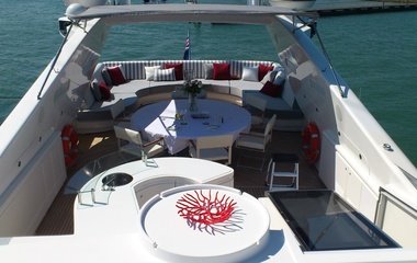 ISA Yachts Samja