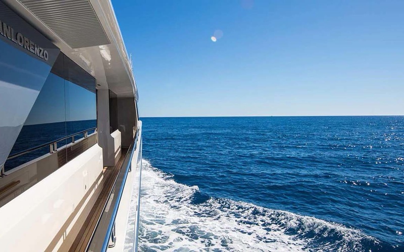Novurania Catamaran 20