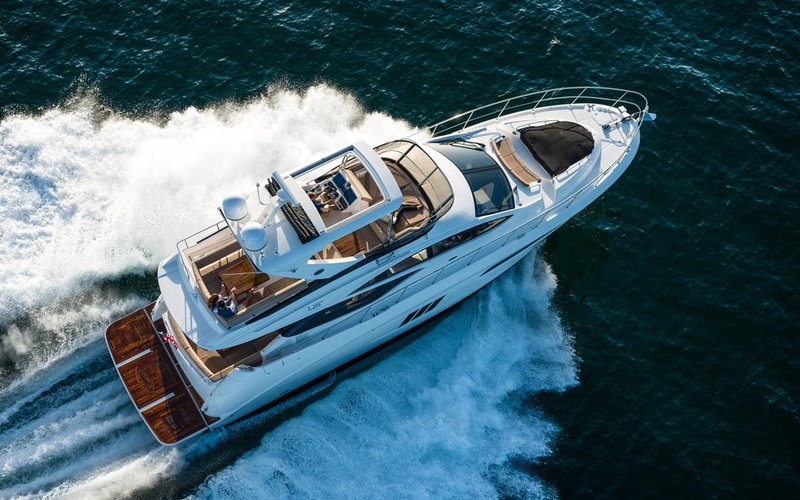 Sea Ray L590 fly