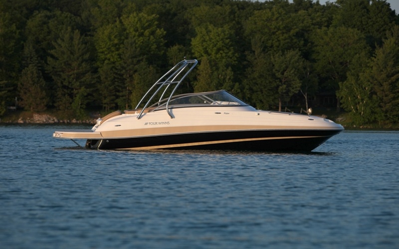 Four Winns F224