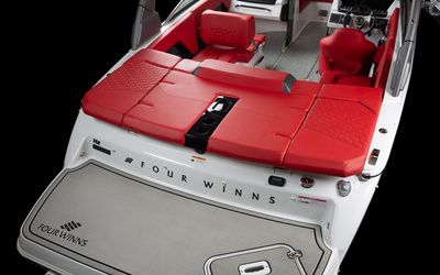 Four Winns H2 Surf