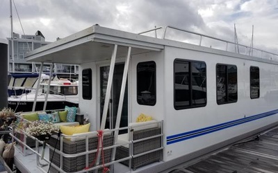 Catamaran Cruisers 12x39