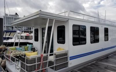 Catamaran Cruisers 12x39