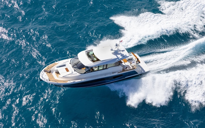 Tiara EX 54