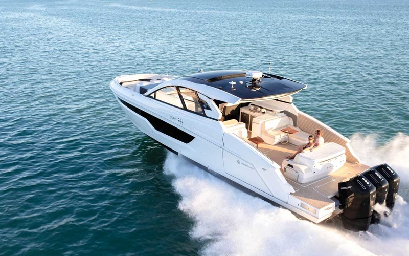 Cruisers Yachts 50 GLS