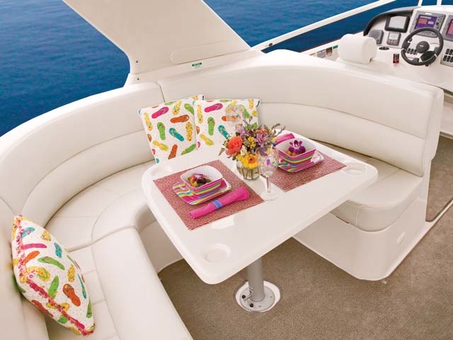 Carver 52 Voyager