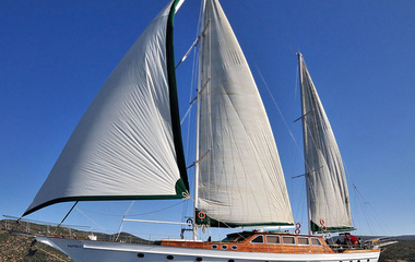 Agantur Shipyard Surreya