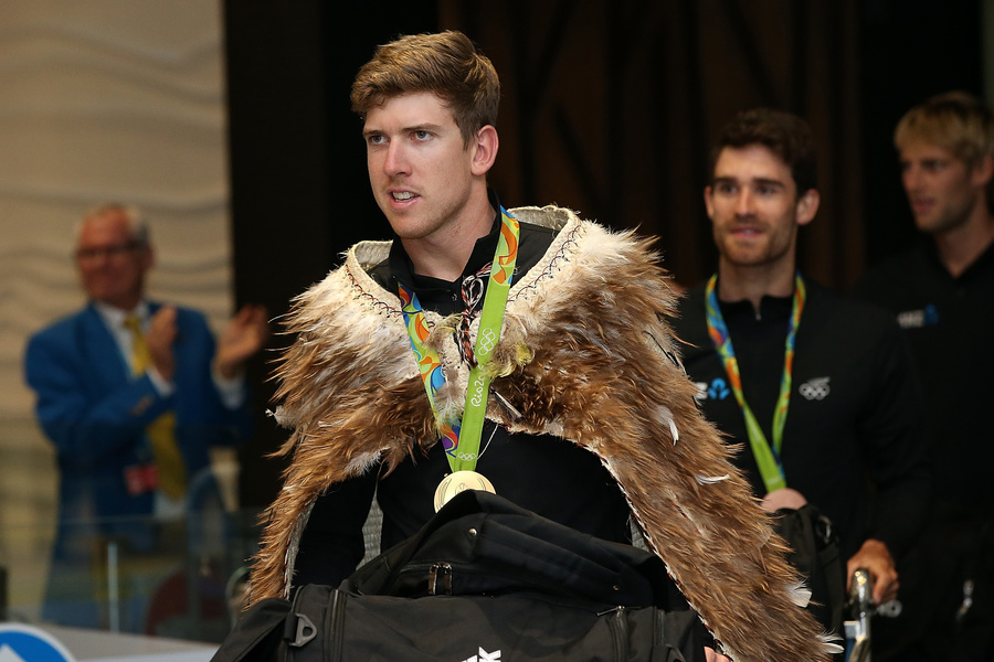 Peter Burling with the gold medal of Rio. Eagle!