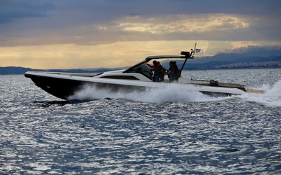 Technohull Omega 47