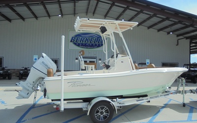 Pioneer Islander 180