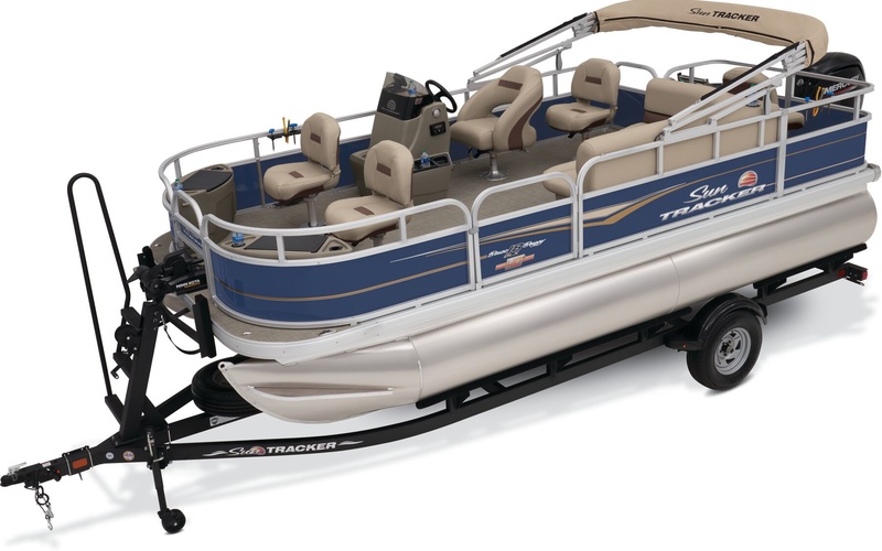 Sun Tracker Bass Buggy 18 DLX