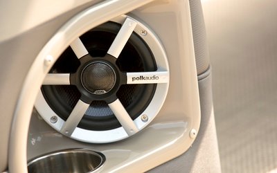 Premier Pontoons Intrigue RF