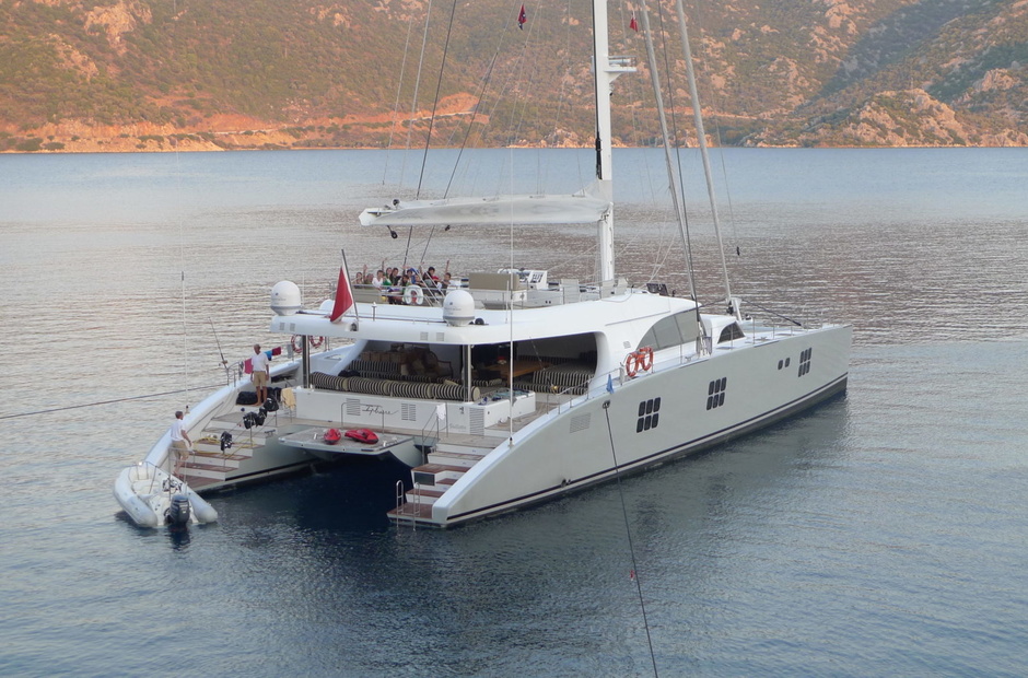 Sunreef Ipharra