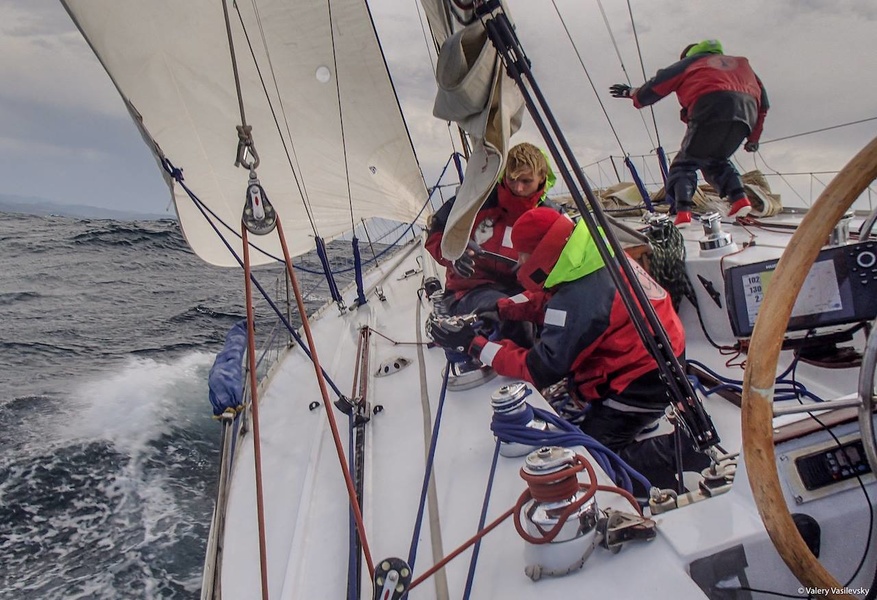 "Akela" during the race Novorossiysk-Sochi