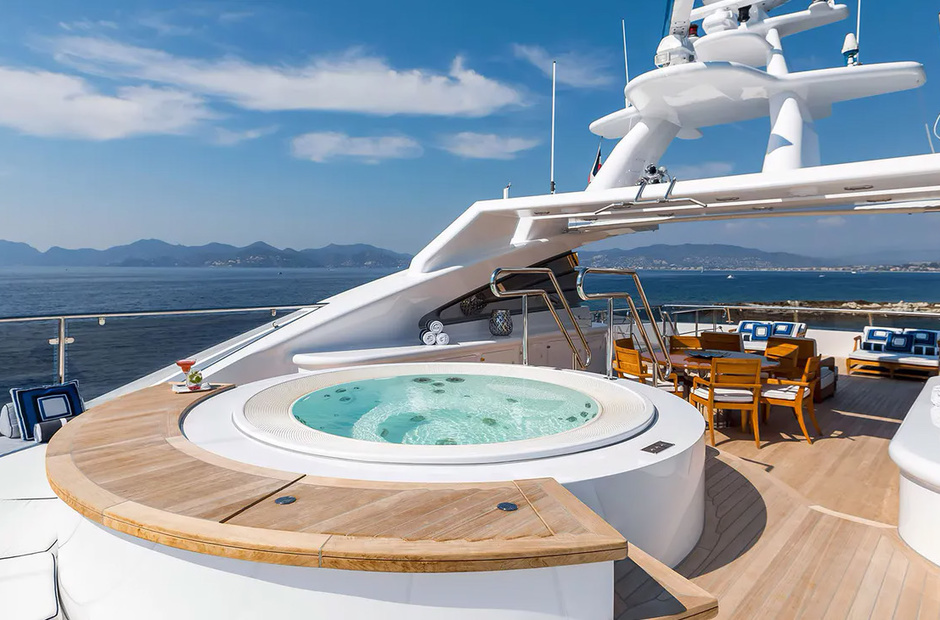 CMN Yacht Division La Tania