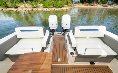 Tiara 34 LX