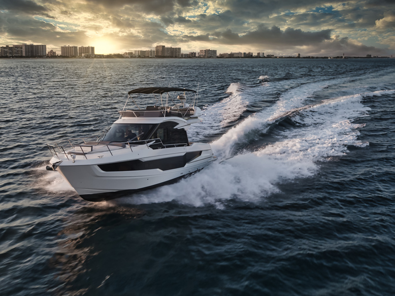 Galeon 400 FLY