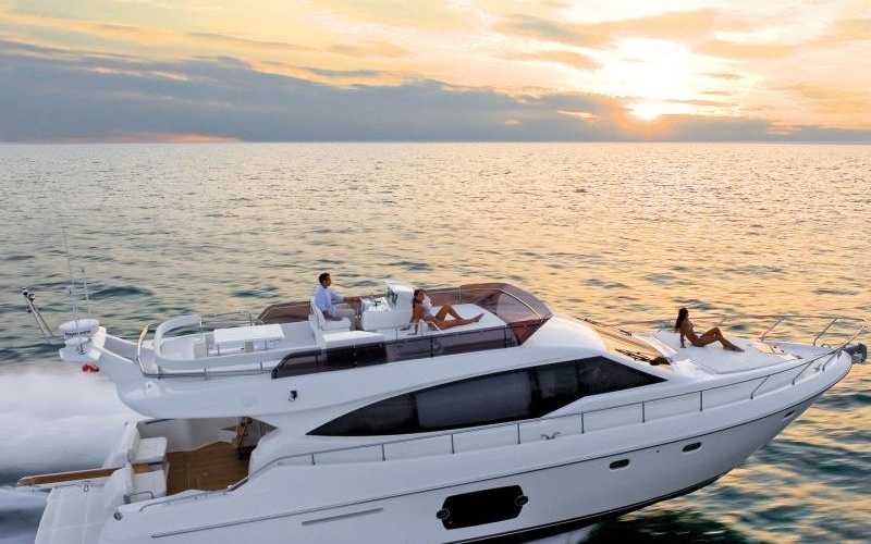 Ferretti 530