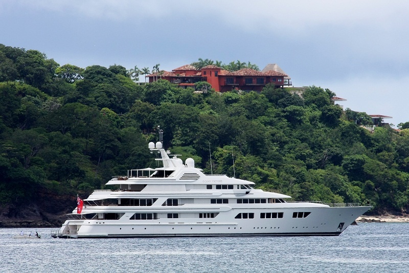 Feadship Ebony Shine