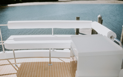 ArrowCat 420 Flybridge
