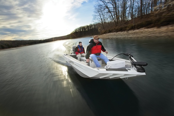 Crestliner 1657 SS