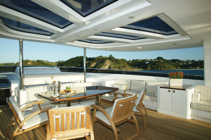 Alloy Yachts S.Q.N