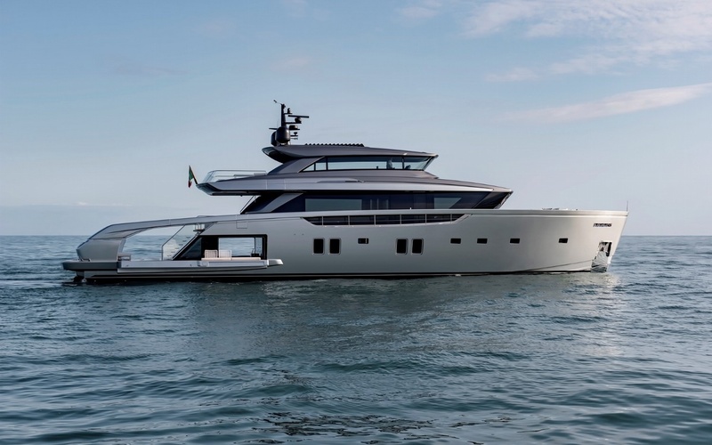 Quicksilver Activ 755 Bowrider