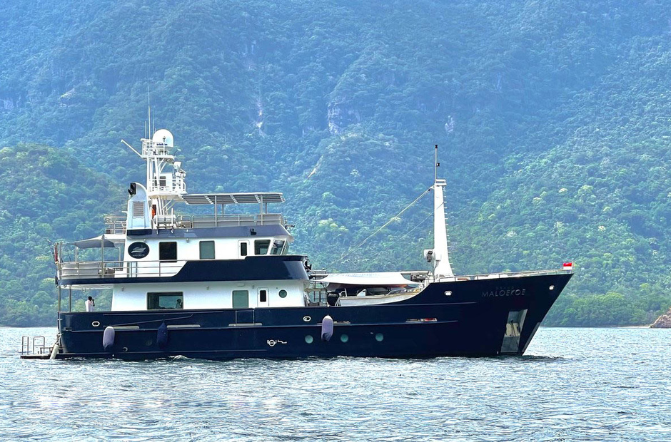 Halter Marine  Grand Maloekoe
