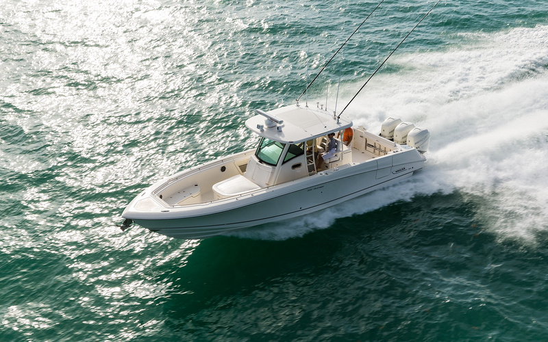 Boston Whaler 350 Outrage
