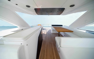 Majesty 72