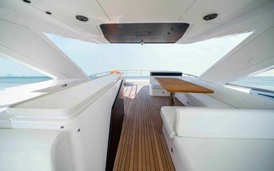 Majesty 72