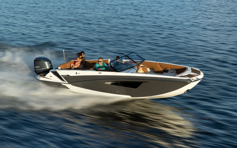 Glastron GTD 240