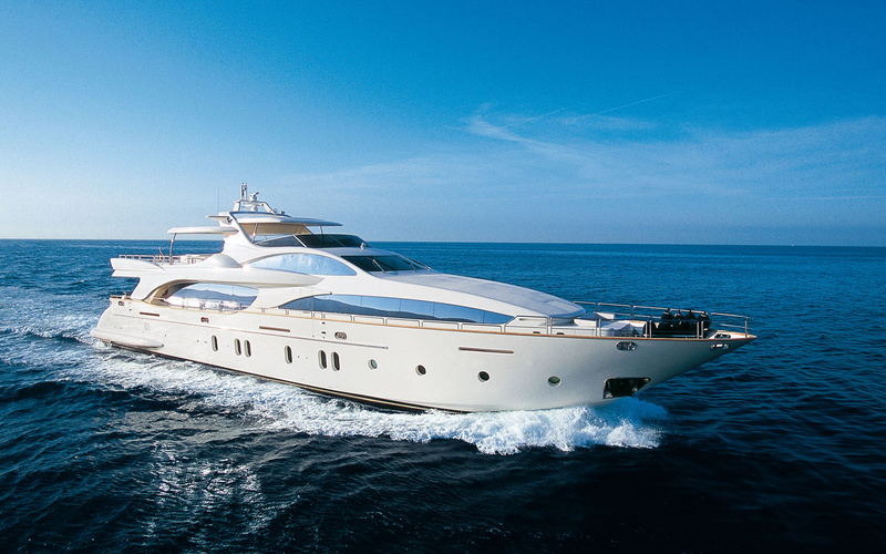 Azimut Grande 116