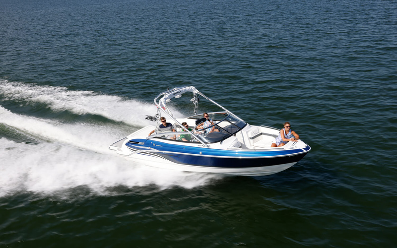 Formula 240 Bowrider