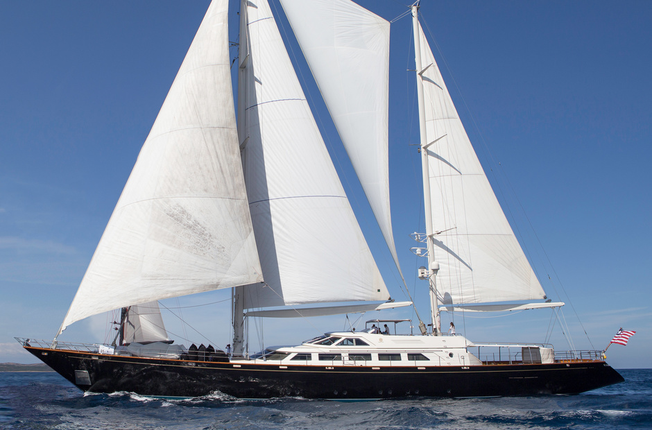 Perini Navi Belle Brise