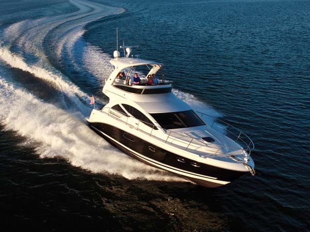 Sea Ray 450 Sedan Bridge
