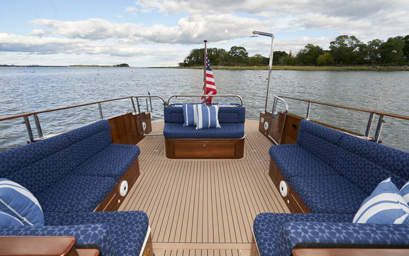 Boston BoatWorks Daychaser 48