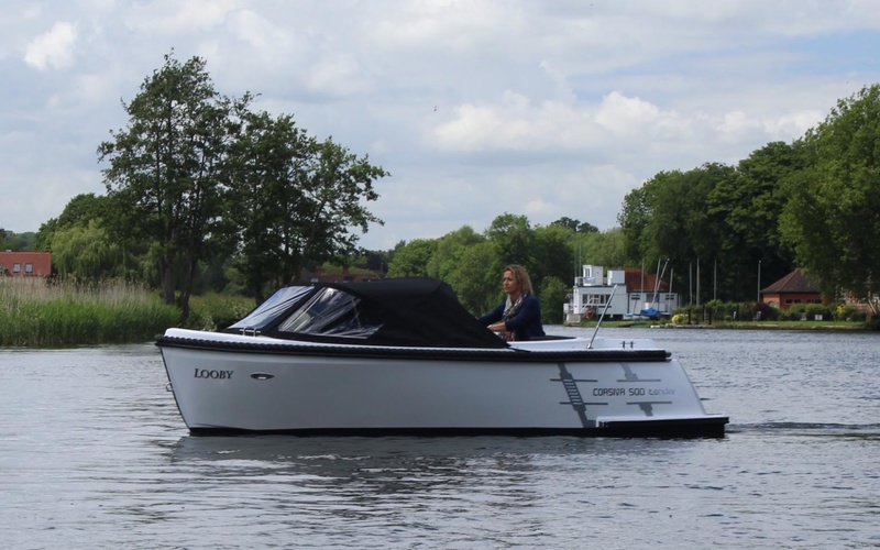 Corsiva 500 Tender
