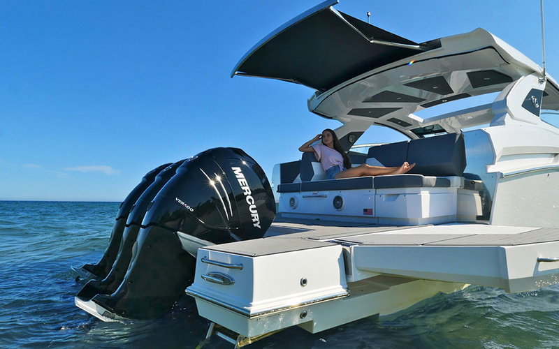 Cruisers Yachts 42 GLS OB